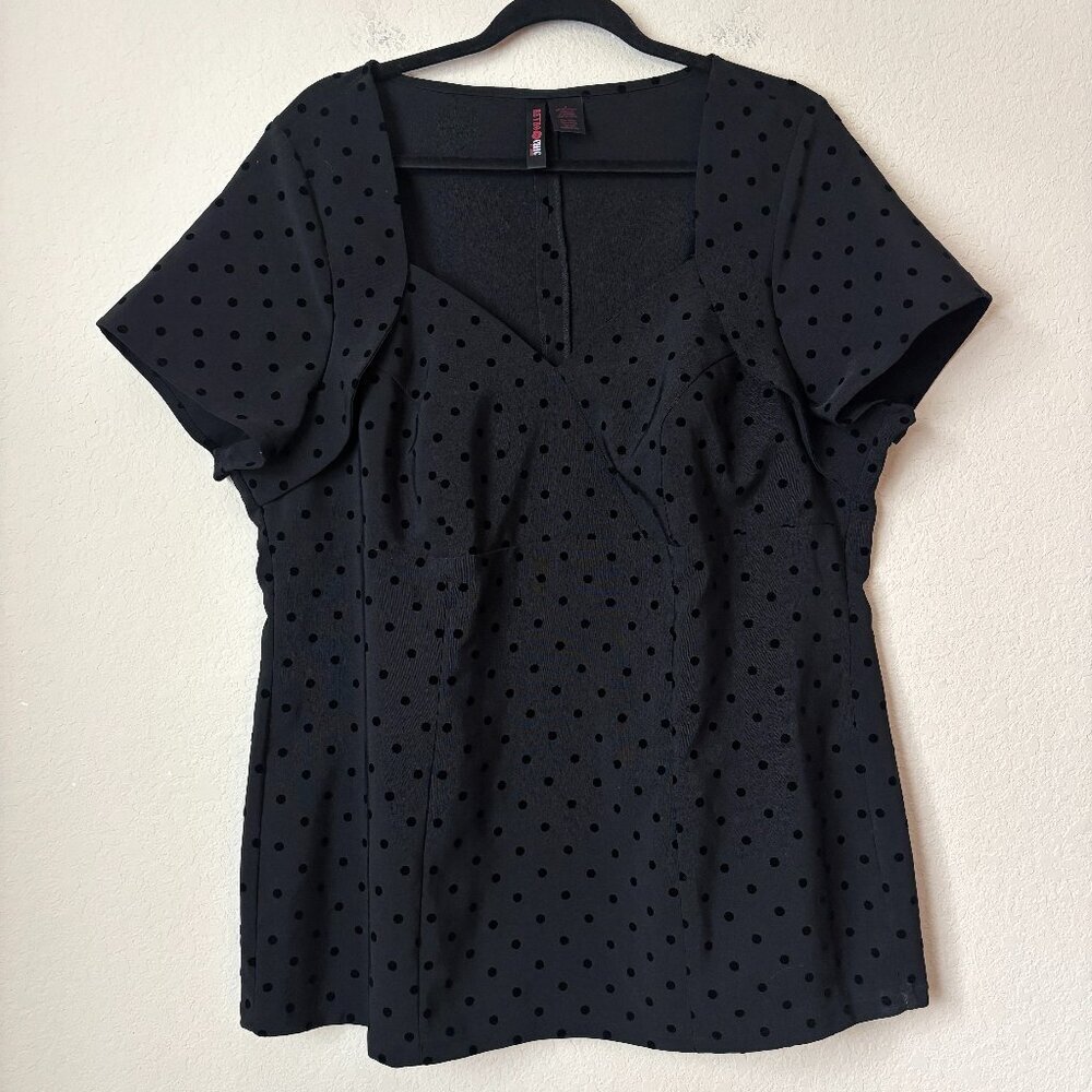 Torrid 2X Retro Chic Polka Dot Pin Up Rockabilly Blouse Top